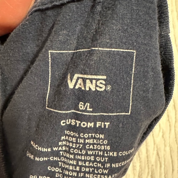 Boys Size 6/7 T-Shirt Bundle (4pk) - Dodgers Betts #50, Vans, Space & Earth - Picture 3 of 10